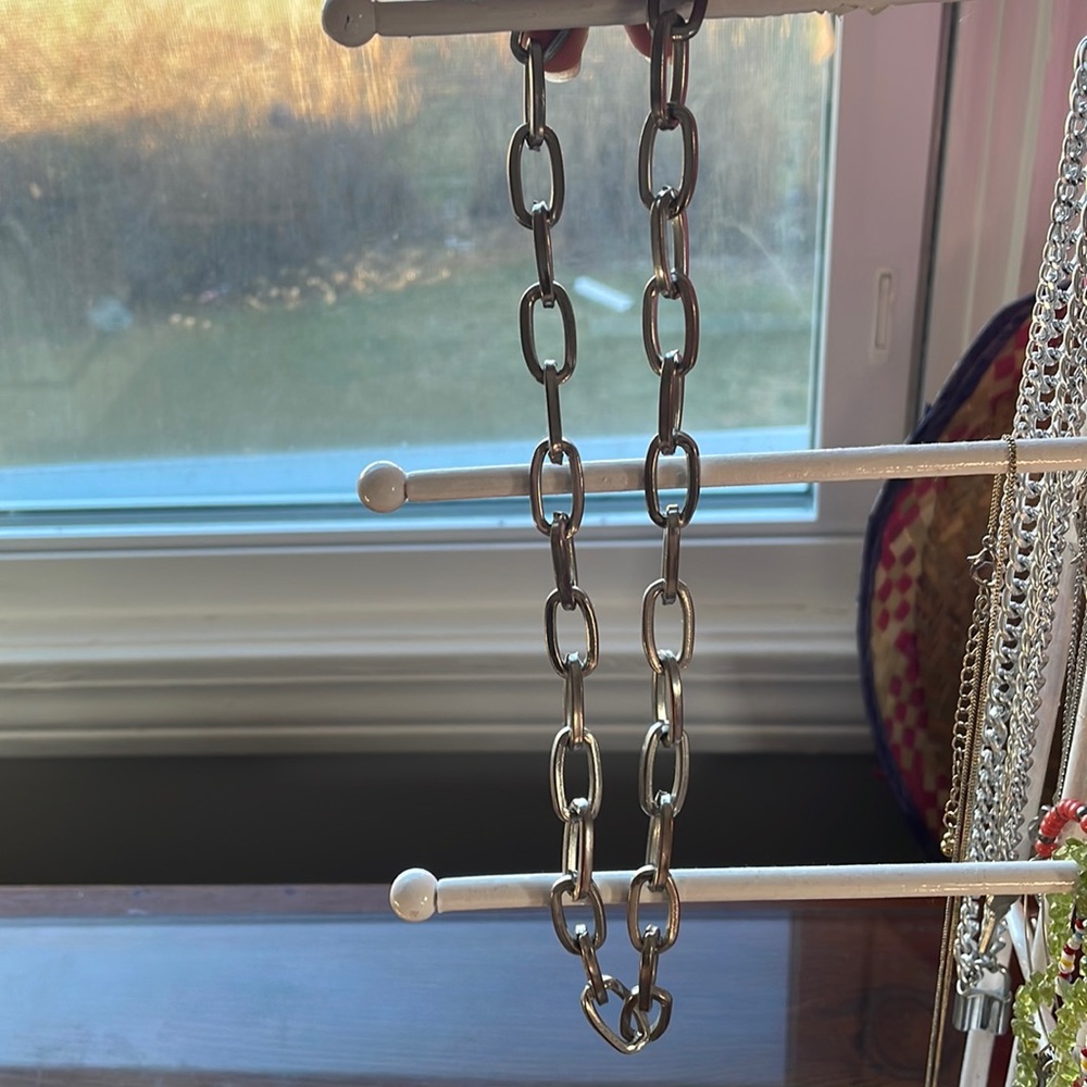 Silver Chain (not real)